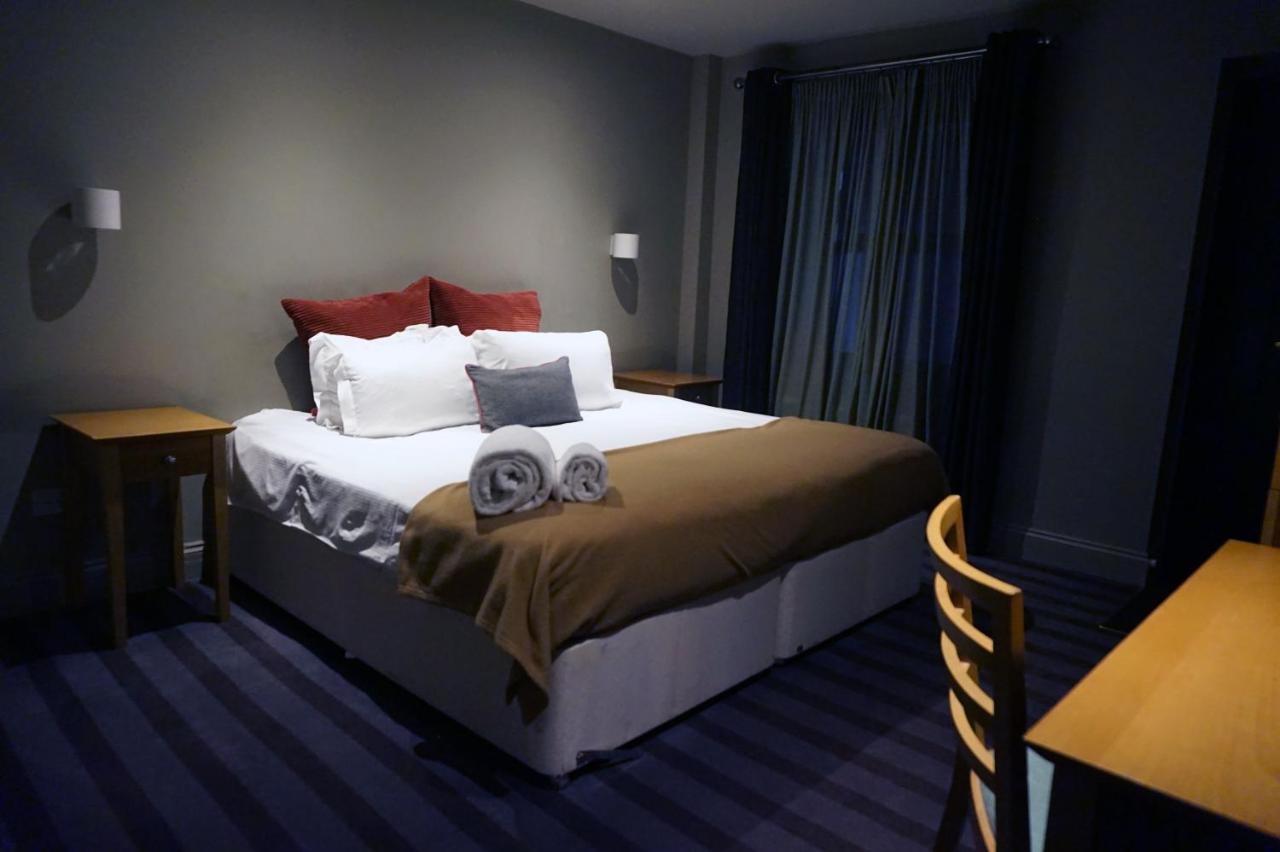 The Penny Farthing Hotel バークハムステッド エクステリア 写真