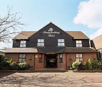 The Penny Farthing Hotel バークハムステッド エクステリア 写真