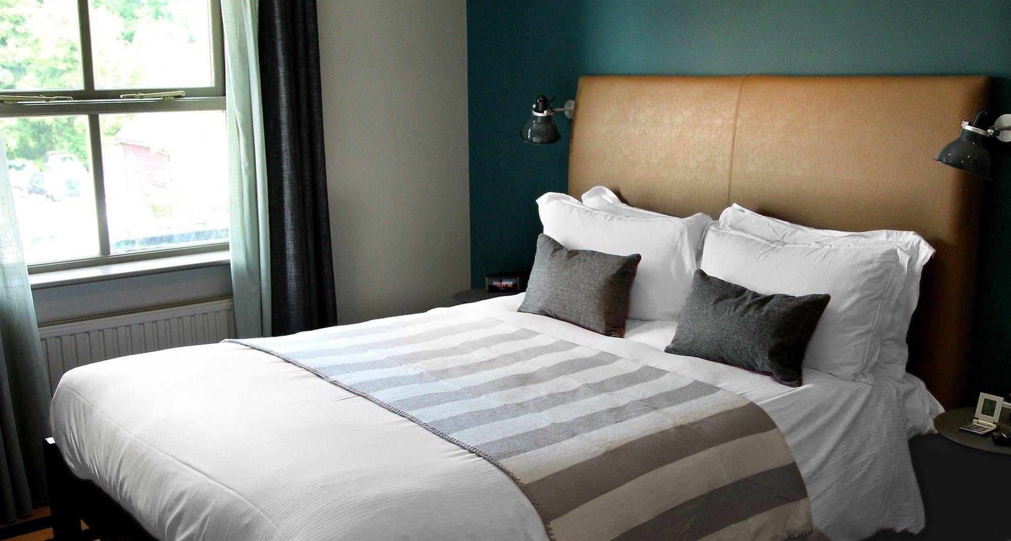 The Penny Farthing Hotel バークハムステッド エクステリア 写真